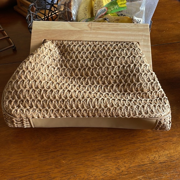 Sequin and staw bag - Picture 3 of 3